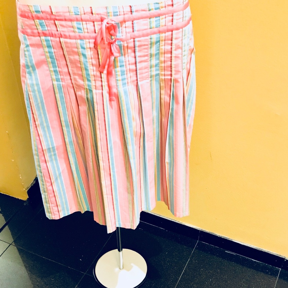 🆕 OLD NAVY Girls pleated cotton skirt